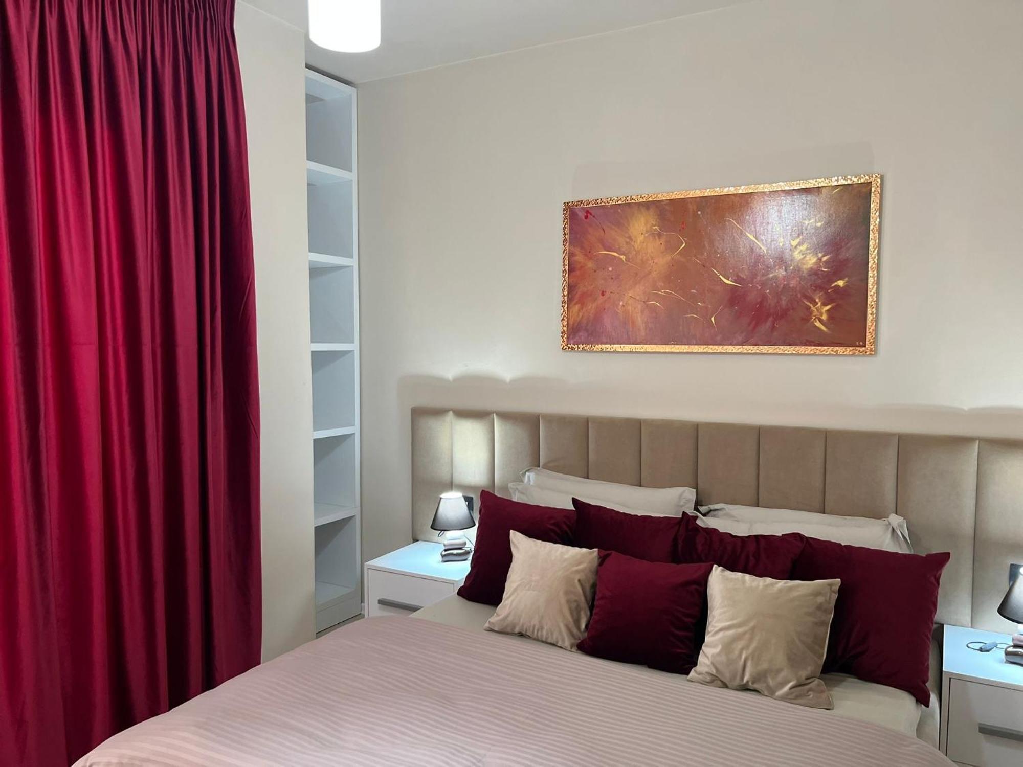 Nemis Apartments In The Centre Of Tirana Four Free Parking Экстерьер фото